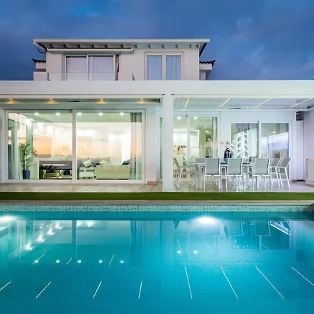 Valentina Ocean View Heated Pool Вилла