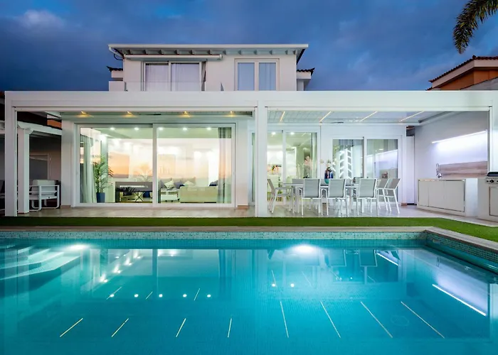 Valentina Ocean View Heated Pool Villa