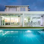 Valentina Ocean View Heated Pool Villa