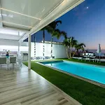 Valentina Ocean View Heated Pool Вілла *
