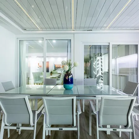 فيلة Valentina Ocean View Heated Pool