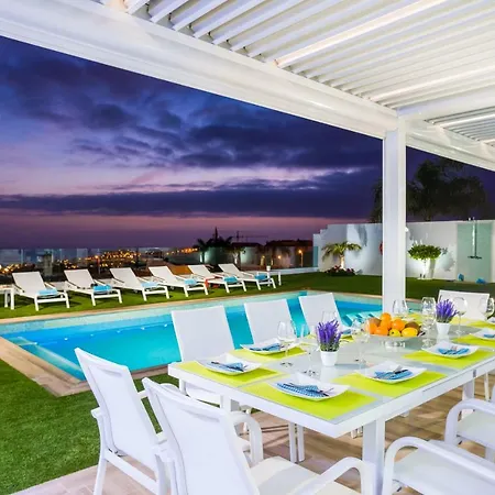 Valentina Ocean View Heated Pool Villa