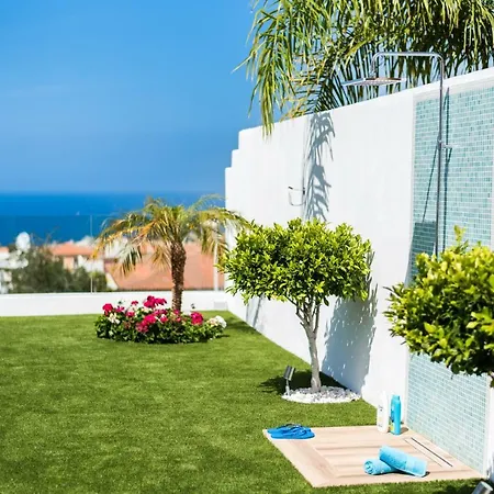Valentina Ocean View Heated Pool Villa