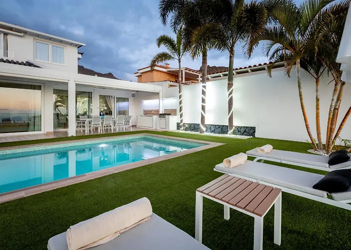 Вілла Valentina Ocean View Heated Pool