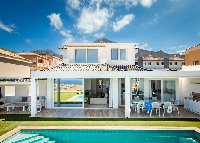 Valentina Ocean View Heated Pool *