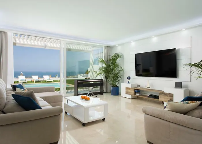 Valentina Ocean View Heated Pool Villa